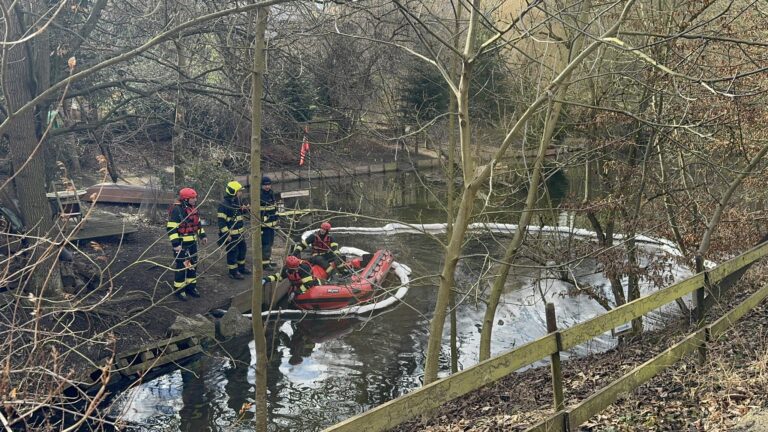 hasici_neznama_latka_kunratice