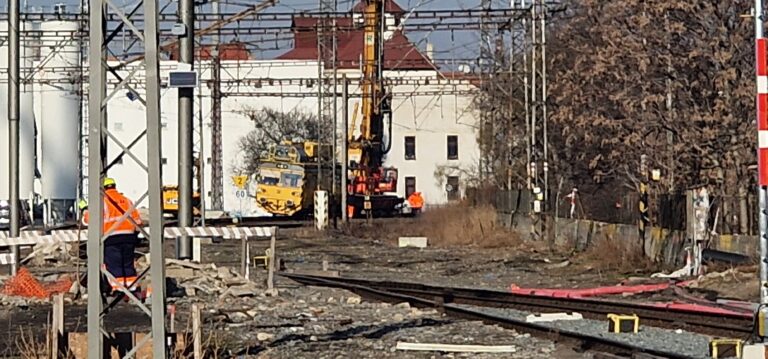 Koleje_vlak_smichovske_nadrazi