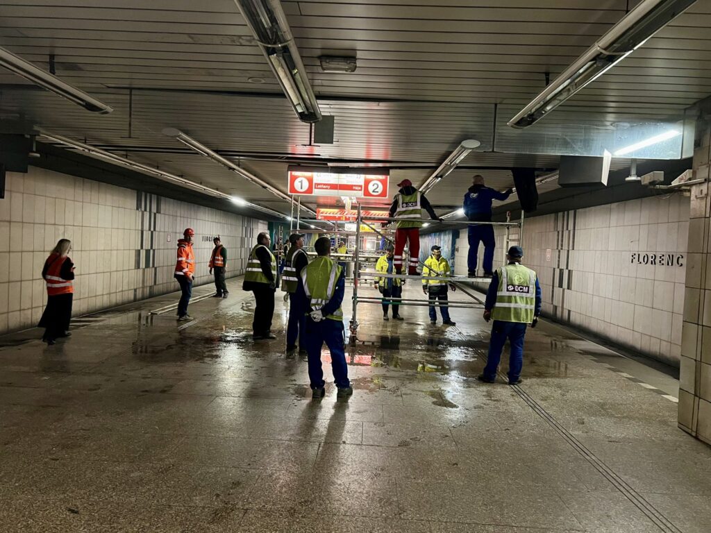 Havárie vodovodu uzavřela stanici metra Florenc C. Foto: DPP Praha