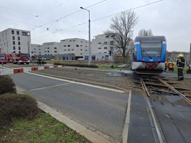 vykolejeni_vlak