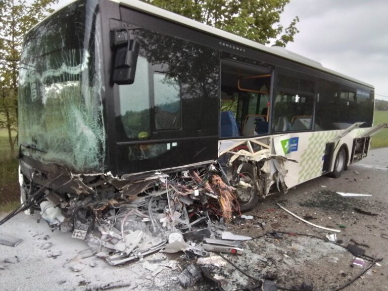 nehoda_autobus
