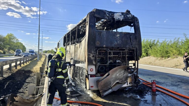 pozar_autobus_prazsky_okruh