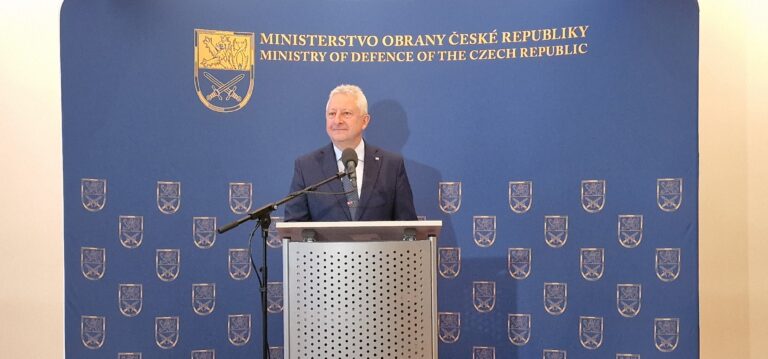 jaromir_zuna_ministr_obrany