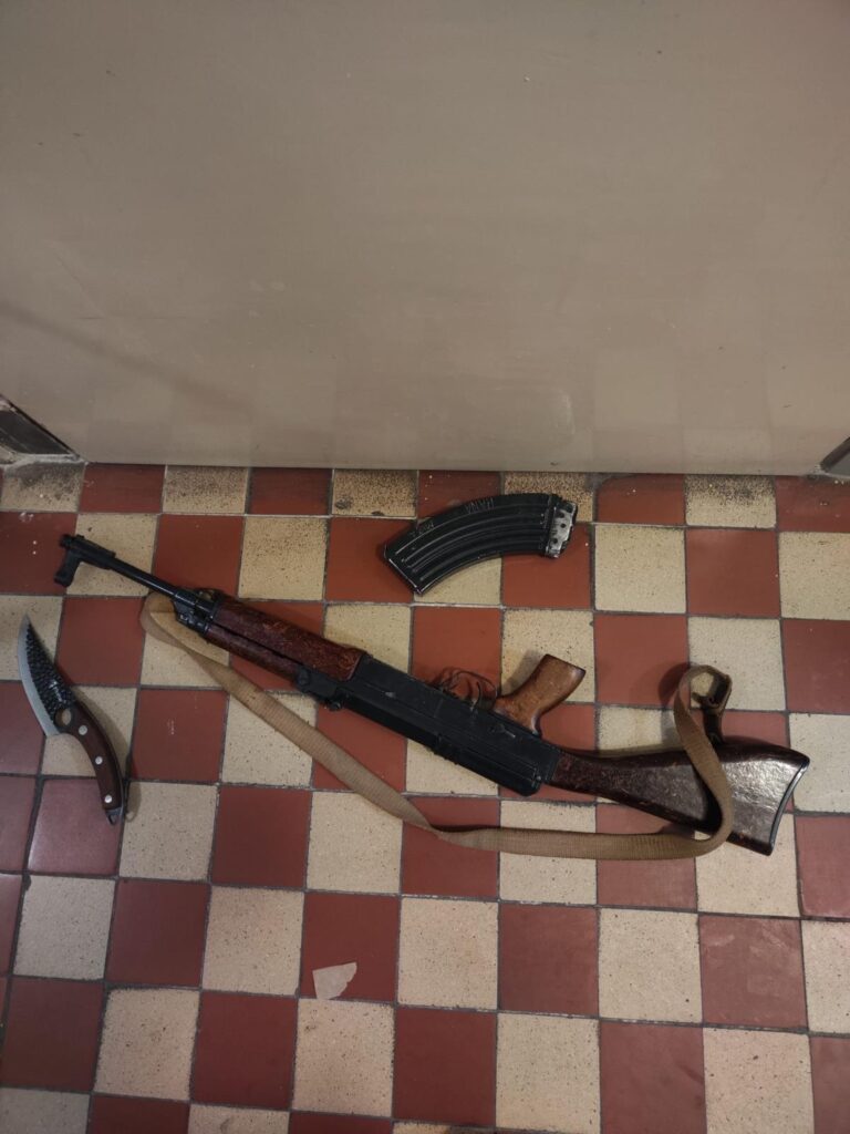 samopal_policie