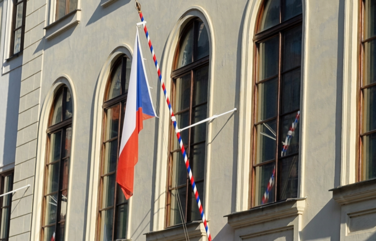 ceska-vlajka-ilustracni