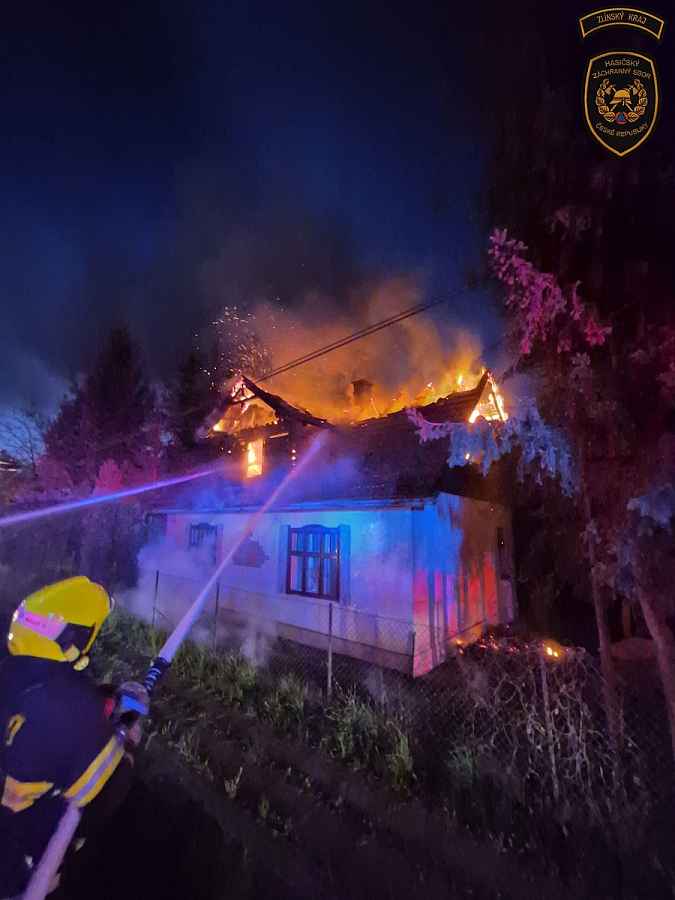 pozar-domu-valasske-mezirici04